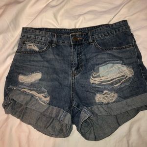 Billabong Mid rise medium wash boyfriend shorts